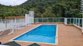 Apartamento praia das Toninhas 500 metros da Praia